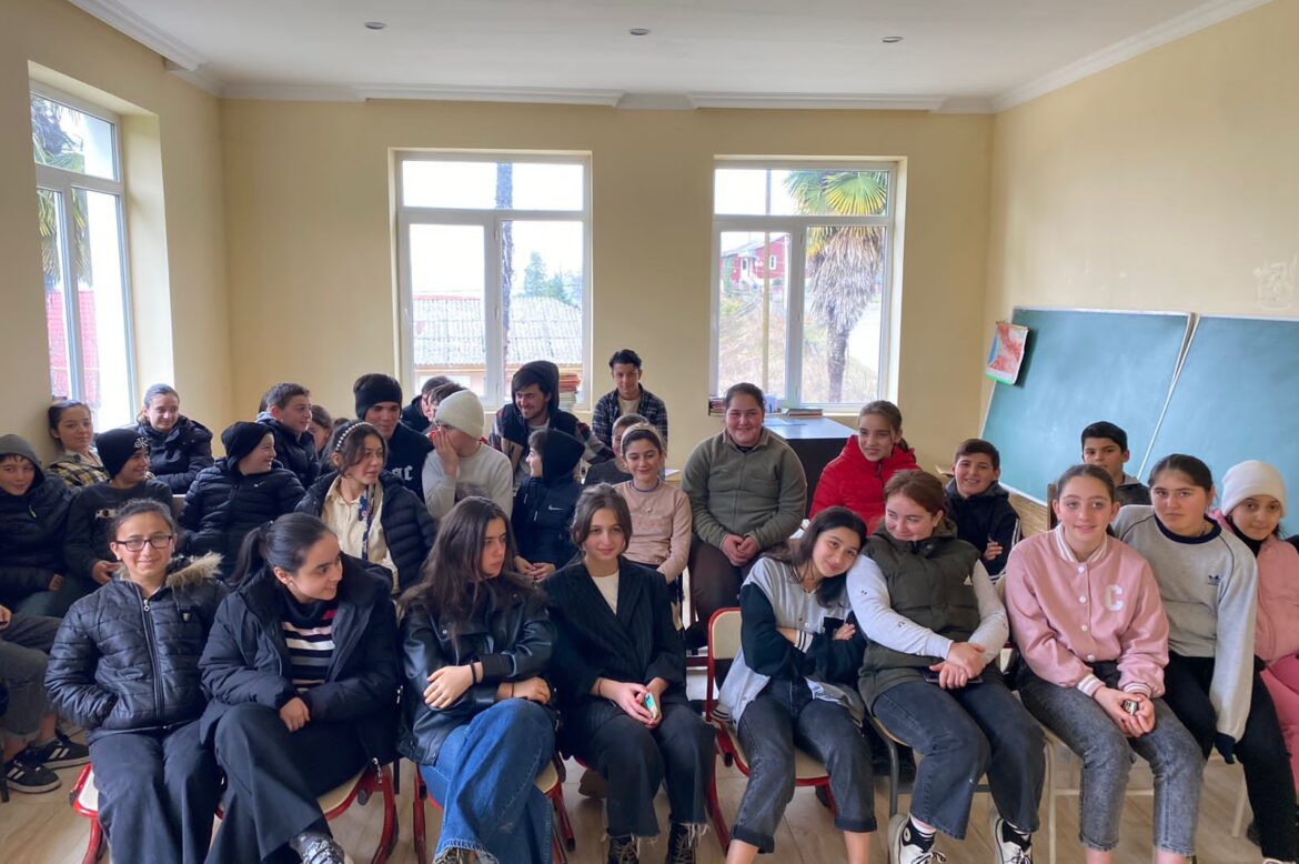 მთისპირის საჯარო სკოლაში უსაფრთხოების წესების დაცვის შესახებ ბახვი ჰესის ტრენინგი ჩატარდა