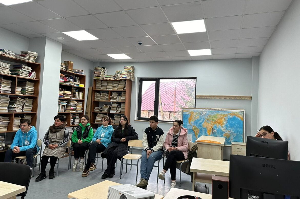 მთისპირისა და ჩხაკაურას სკოლებში ბახვი ჰესის ტრენინგები განახლდა