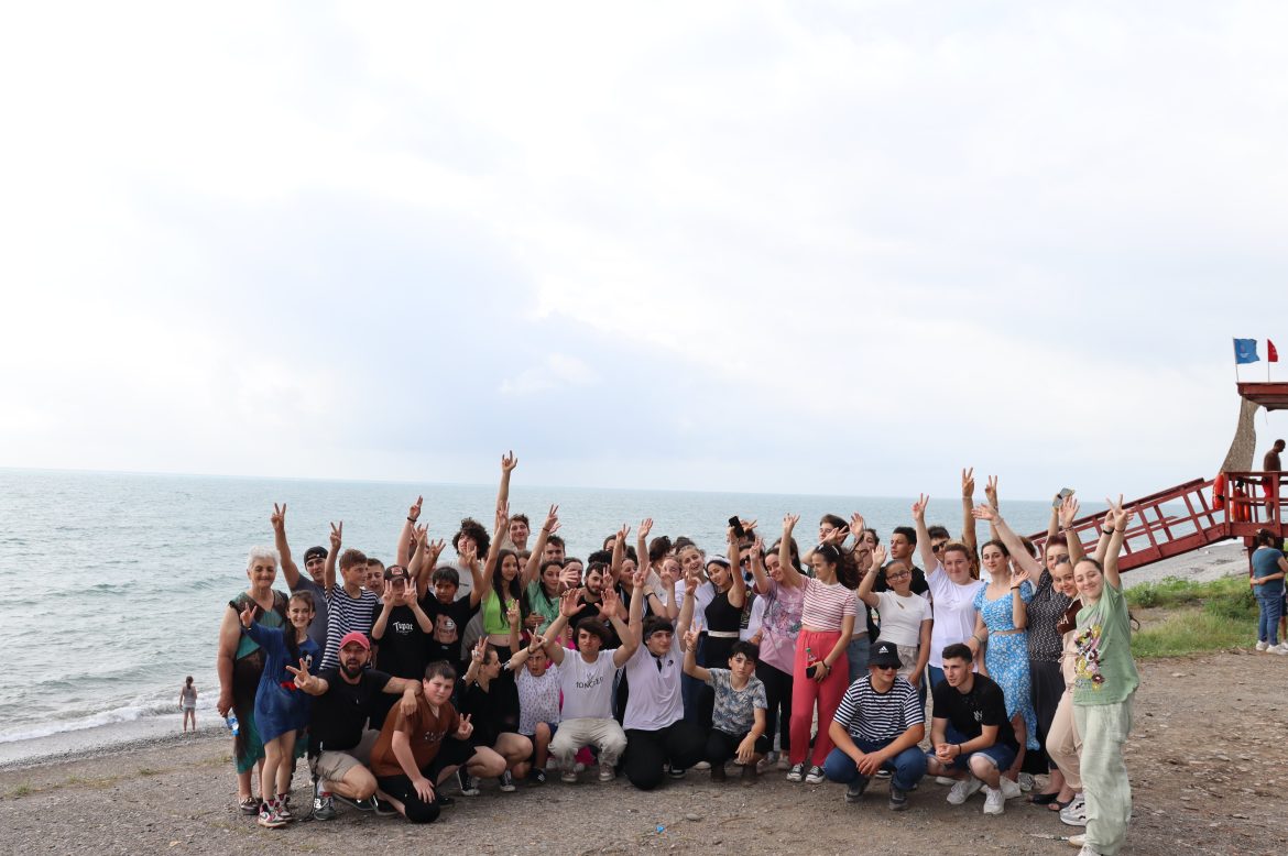 მთისპირის და ჩხაკაურას მოსწავლეების ექსკურსია ბათუმში